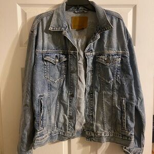 American Eagle Outfitters Light Wash Denim Jacket